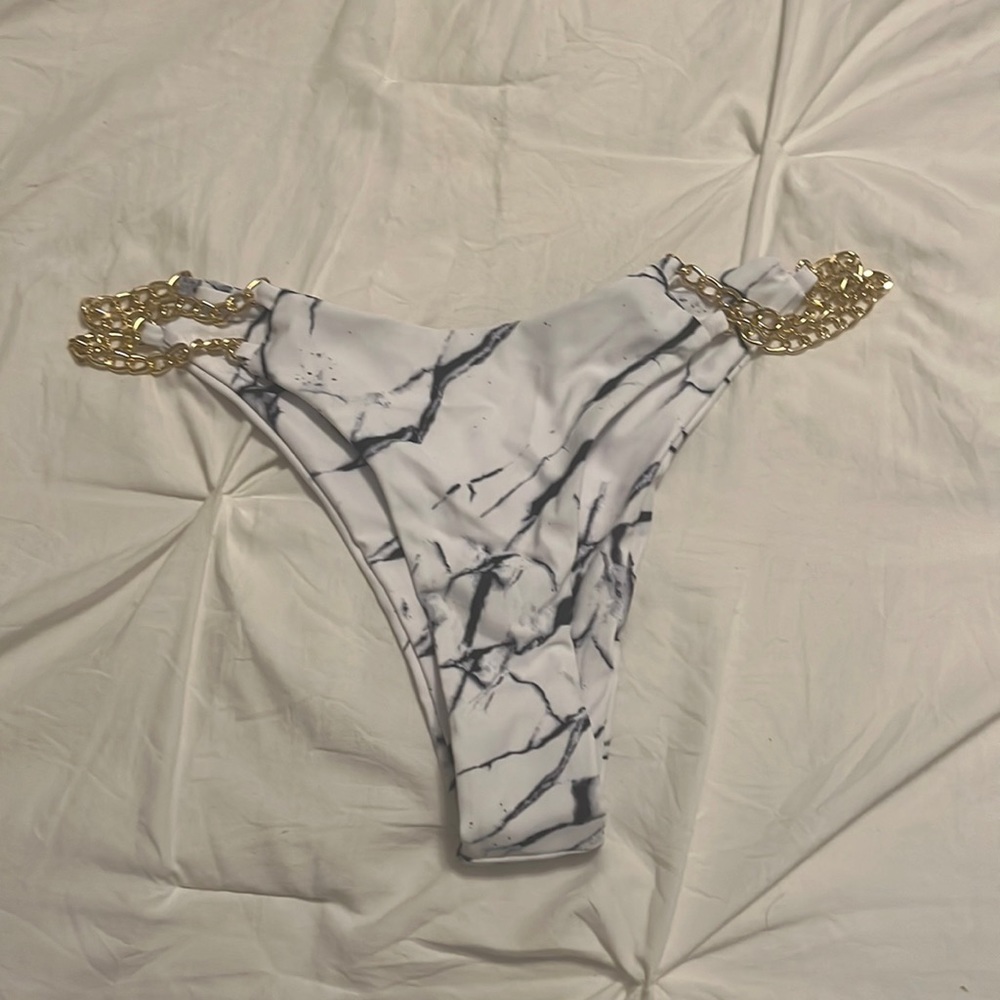 Cheeky marble swim bottoms with gold chains